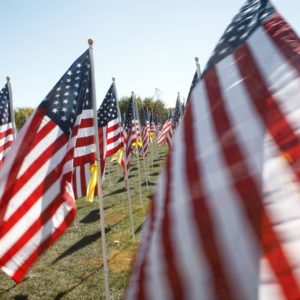 11-13-15-LOCAL-Murrieta-Field-of-Honor-pays-tribute-photo-4-1024x683