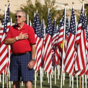 11-13-15-LOCAL-Murrieta-Field-of-Honor-pays-tribute-photo-6-1024x683